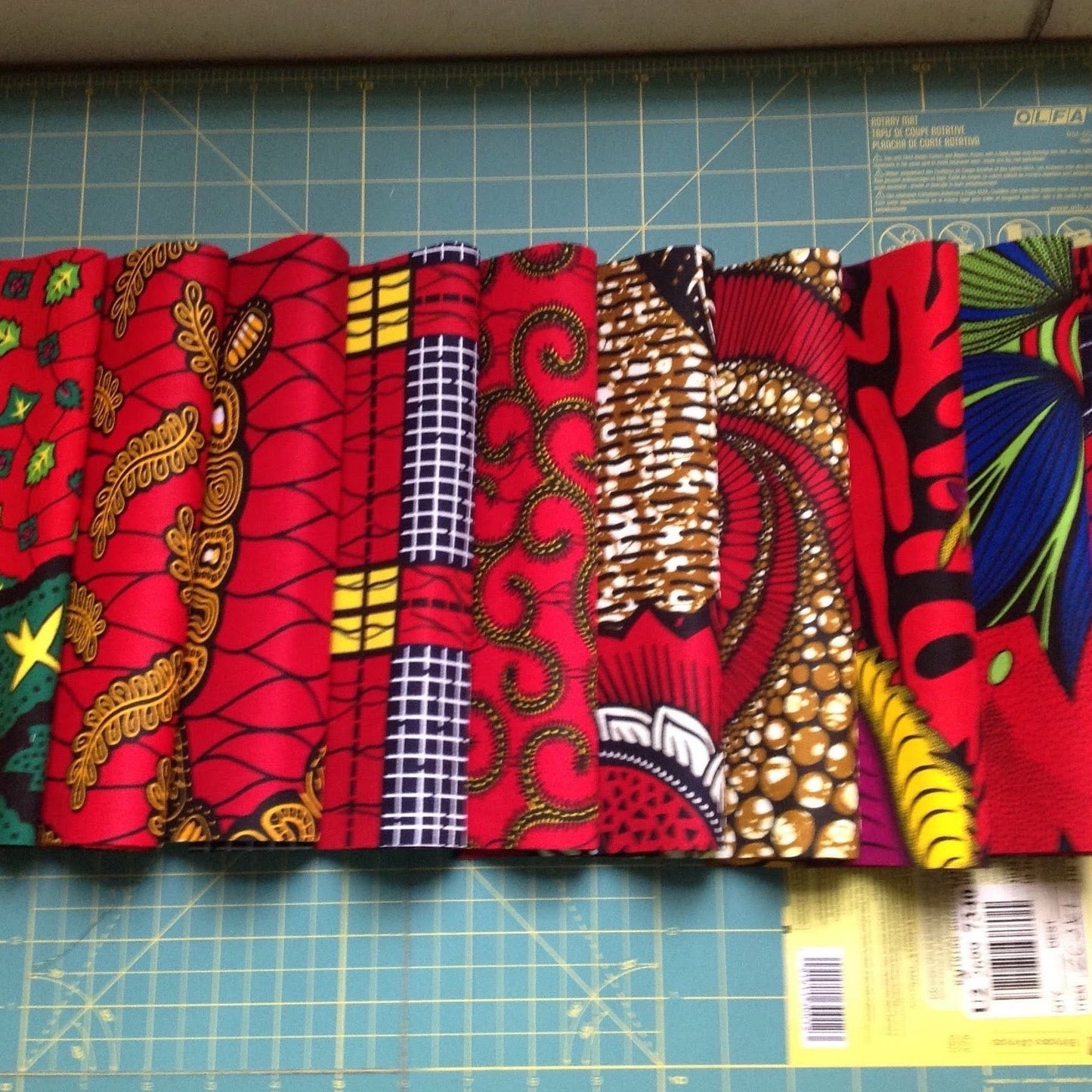 RED 10" Ankara Mystery Squares